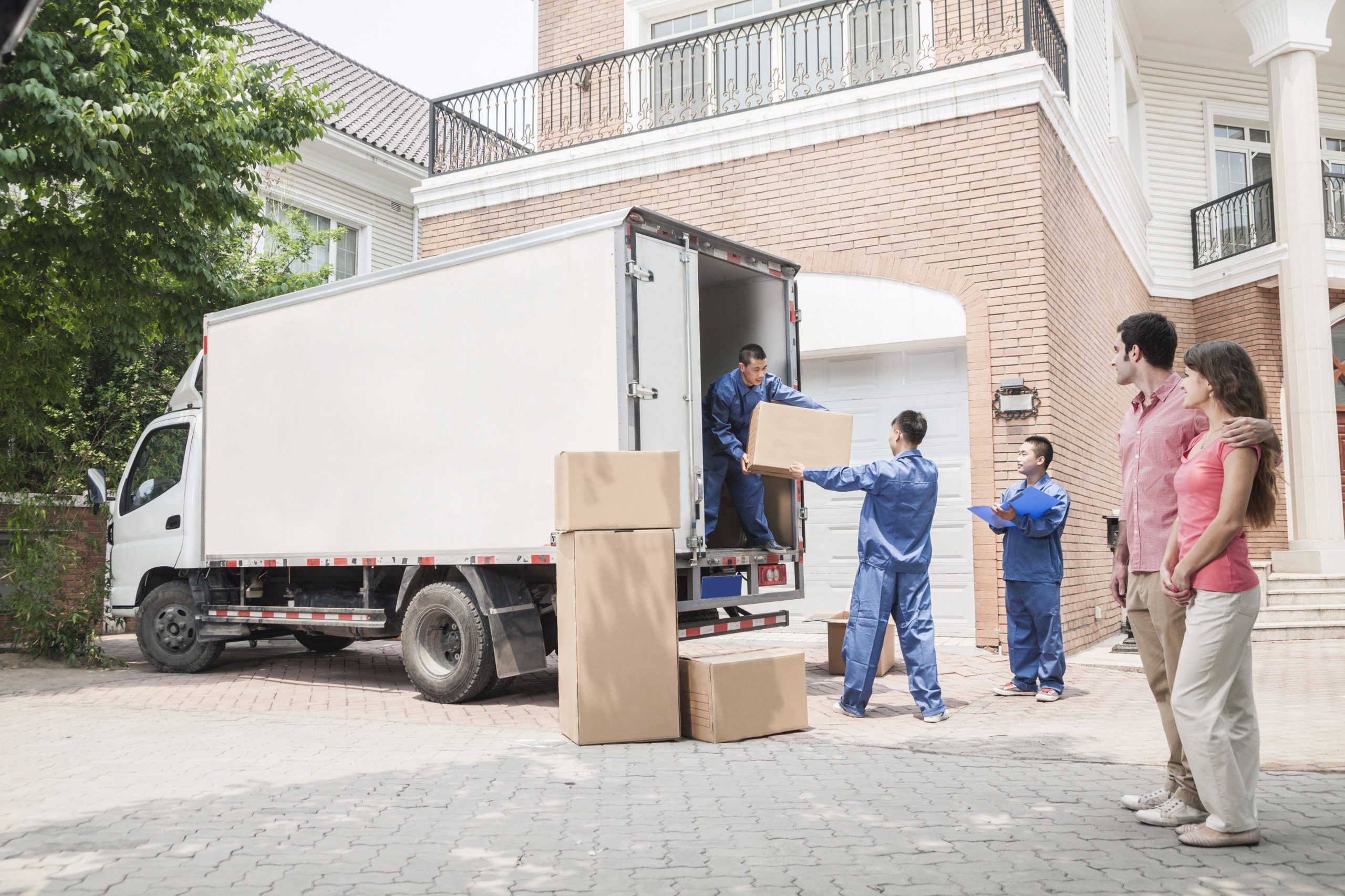 How to Find a Responsible Removals Company